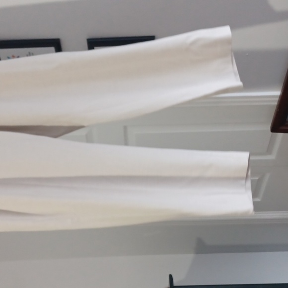 White trousers - Picture 2 of 7